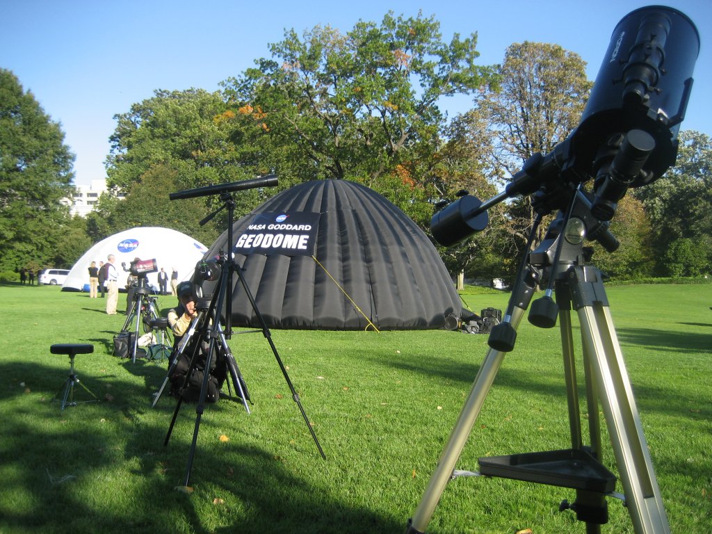 NATIONAL AERONAUTICS AND SPACE ADMINISTRATION NASA visual data 3